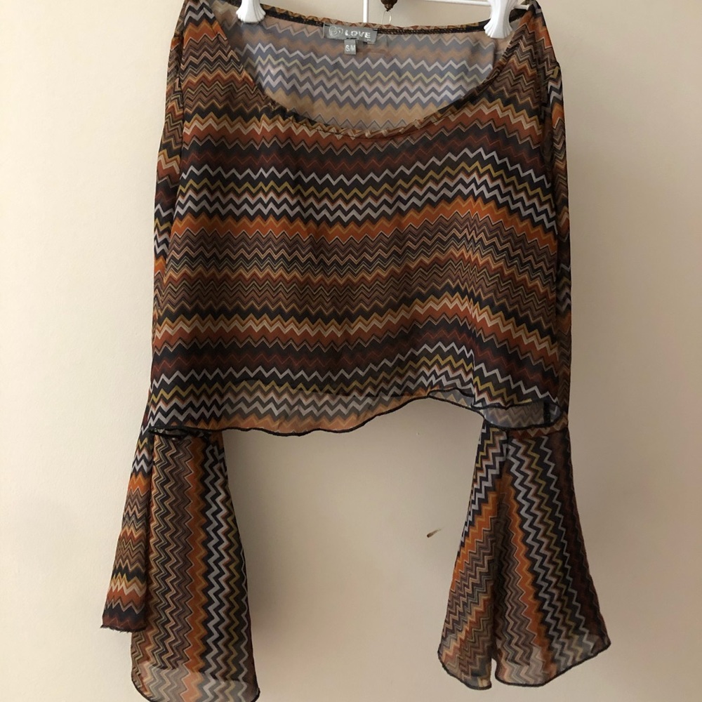 Retro Bell Sleeve Crop Top